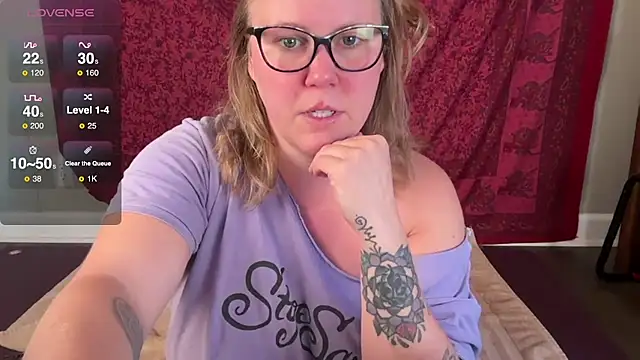 GlitterKitty108 online show from 11-02-25, 02:19