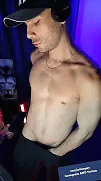 sexyboycolombi4 online show from 03-10-25, 10:59