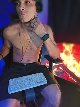 sexyboycolombi4 online show from 06-05-26, 03:13