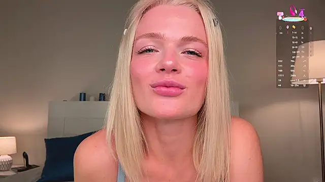 MilaDemies online show from 10-04-25, 03:37