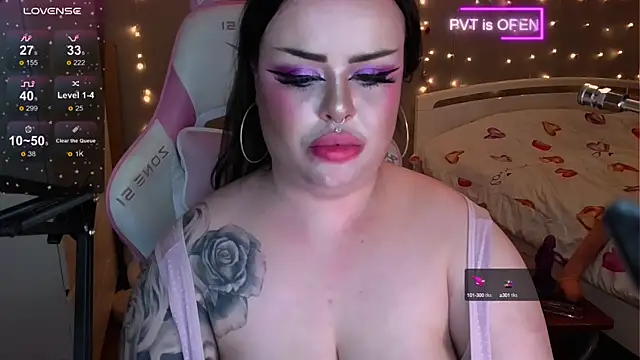 og maddison online show from 12-22-24, 12:07