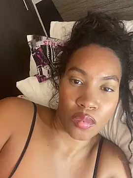 Carolinarossees online show from 09-30-25, 08:58