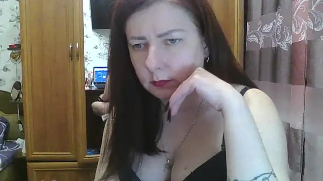 SophieNightAh online show from 01-10-25, 02:02
