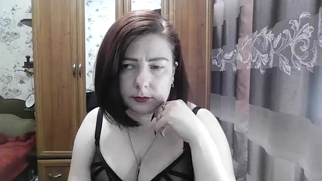 SophieNightAh online show from 09-29-25, 01:16