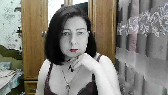 SophieNightAh online show from 10-11-25, 12:47