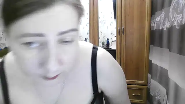 SophieNightAh online show from 01-10-26, 07:26