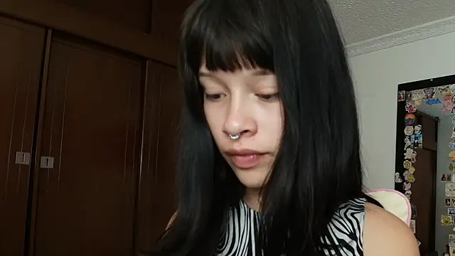 Snapshot of Marceline_0 chatting on 01-09-25, 12:57 Marceline 0 online show from 01-09-25, 12:57