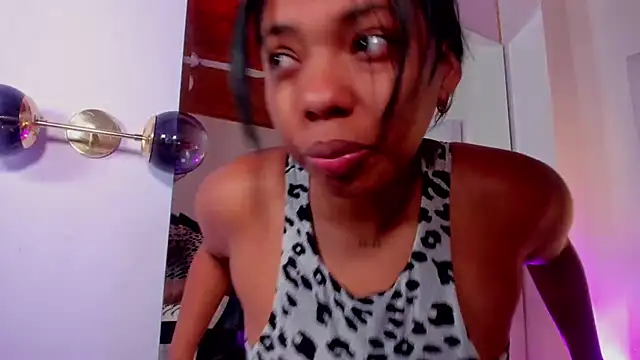 lia mariana online show from 01-08-25, 05:05