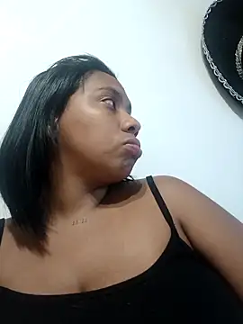 lia mariana online show from 03-05-26, 03:24