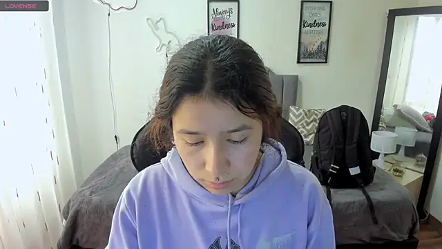 Amy joones online show from 09-19-25, 12:17