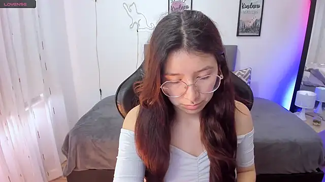 Amy joones online show from 10-09-25, 12:14