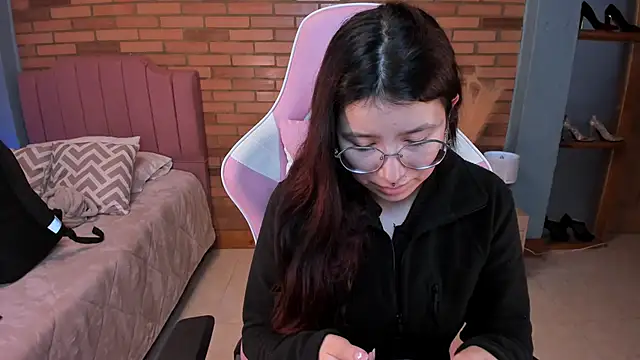 Amy joones online show from 05-07-26, 11:15