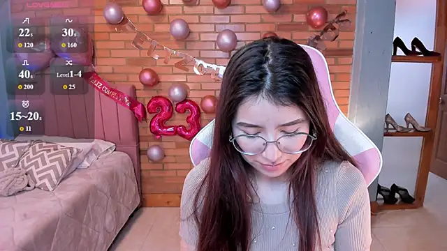 Amy joones online show from 05-11-26, 02:01