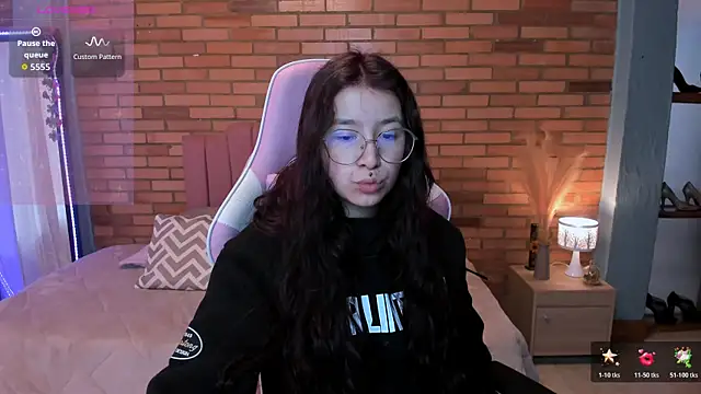 Amy joones online show from 06-04-26, 11:38
