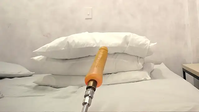 Snapshot of Rubidaniells chatting on 09-26-25, 11:47 Rubidaniells online show from 09-26-25, 11:47