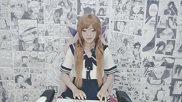 Snapshot of Miahparker chatting on 09-12-25, 12:44 Miahparker online show from 09-12-25, 12:44