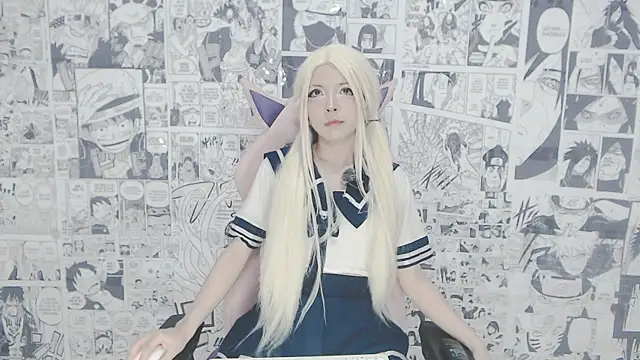 Snapshot of Miahparker chatting on 09-22-25, 01:40 Miahparker online show from 09-22-25, 01:40