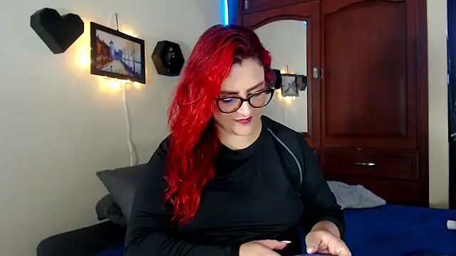 violetaredbitch online show from 11-11-25, 01:11