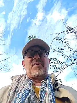 Snapshot of MadProfessor chatting on 03-10-25, 03:41 MadProfessor online show from 03-10-25, 03:41