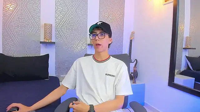 Nikolay Gregori online show from 12-26-24, 04:43