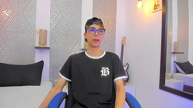 Nikolay Gregori online show from 01-02-25, 03:58