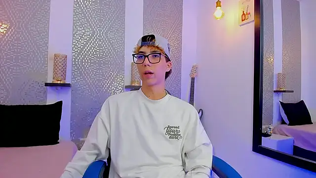 Nikolay Gregori online show from 01-06-25, 04:26