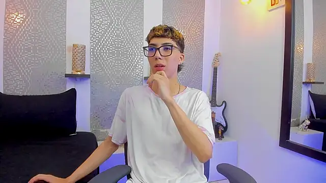 Nikolay Gregori online show from 01-14-25, 04:04