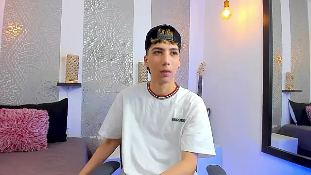 Nikolay Gregori online show from 01-21-25, 04:10