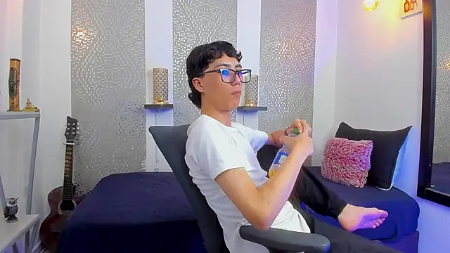 Nikolay Gregori online show from 02-12-25, 07:34