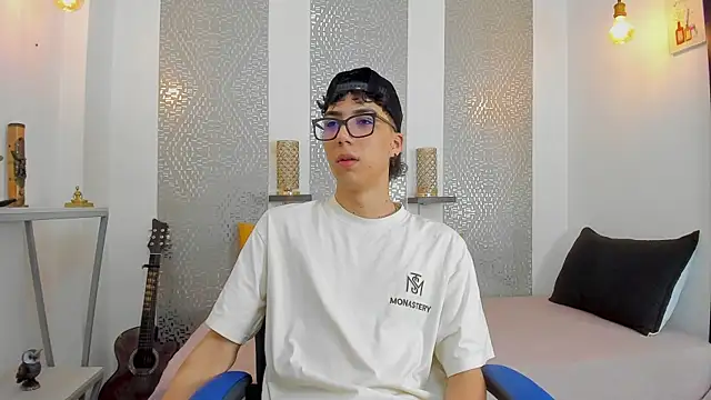 Nikolay Gregori online show from 03-20-25, 04:18