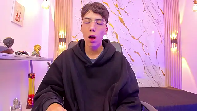 Nikolay Gregori online show from 01-12-26, 03:56