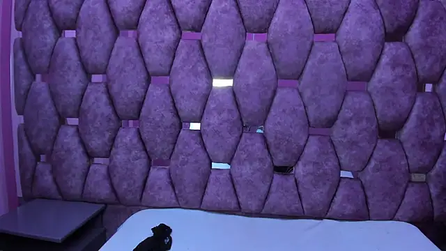 AlaSmith online show from 10-12-25, 02:32