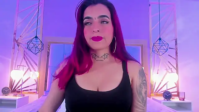Snapshot of valeriee_millerr_ chatting on 12-31-24, 12:36 valeriee millerr online show from 12-31-24, 12:36