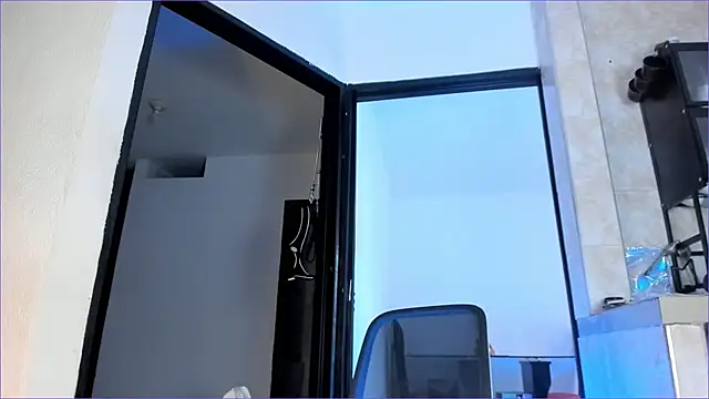 CandyLatinHott online show from 06-16-26, 08:55