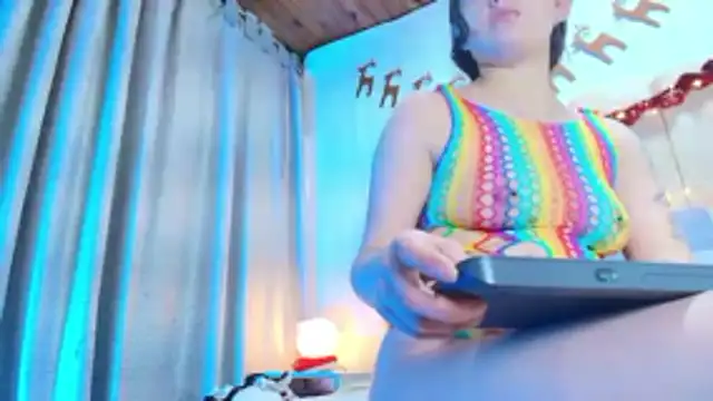 Eda Bonne online show from 12-18-25, 12:33