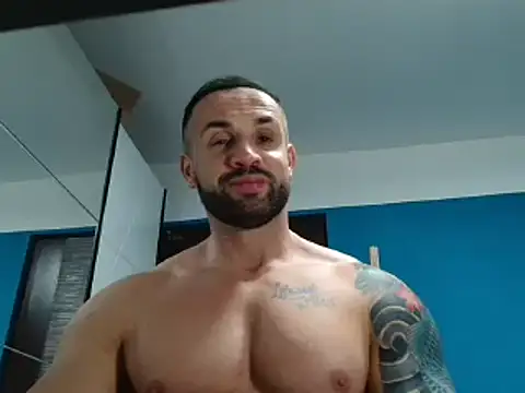 Magnificmuscles89 online show from 02-05-25, 10:22