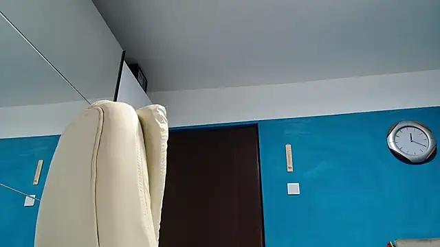 Magnificmuscles89 online show from 10-09-25, 09:24