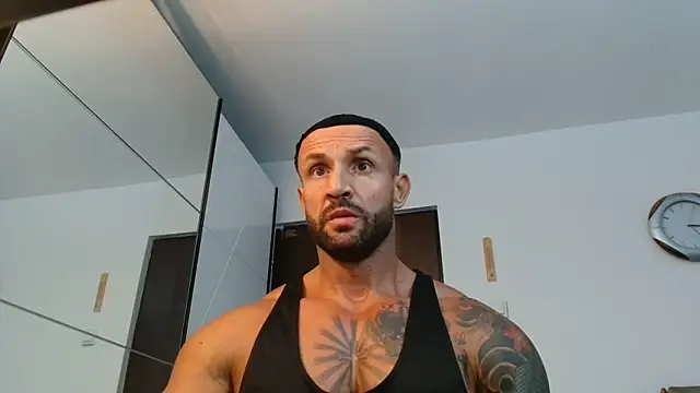 Magnificmuscles89 online show from 06-21-26, 12:24