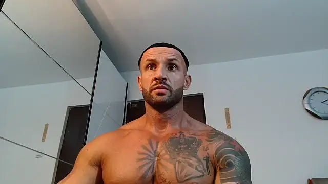 Magnificmuscles89 online show from 06-22-26, 11:24