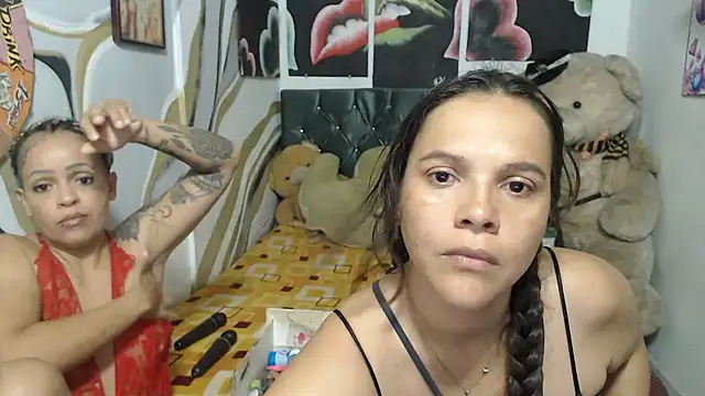 manzanahot9 online show from 11-20-25, 03:07