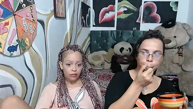 Snapshot of manzanahot9 chatting on 04-08-26, 10:32 manzanahot9 online show from 04-08-26, 10:32
