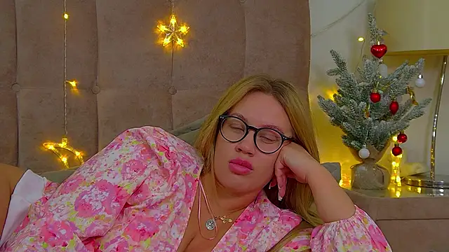 MariaNeumann online show from 01-13-25, 12:41