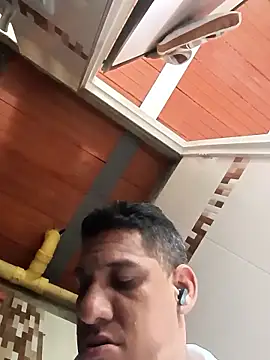 Snapshot of Elvergon3456 chatting on 02-19-26, 03:52 Elvergon3456 online show from 02-19-26, 03:52