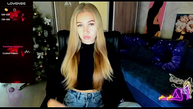 Snapshot of _NigoNika chatting on 12-20-24, 12:38 NigoNika online show from 12-20-24, 12:38