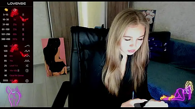 Snapshot of _NigoNika chatting on 02-06-25, 11:43 NigoNika online show from 02-06-25, 11:43