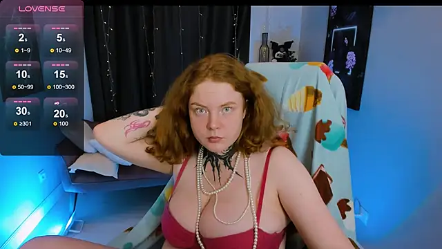 Cassie xKiss online show from 12-15-24, 07:31