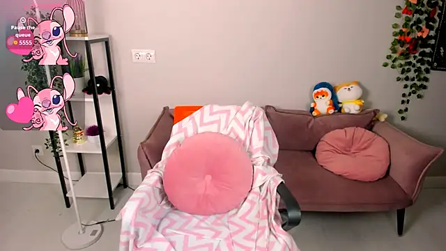 Cassie xKiss online show from 02-28-26, 09:05