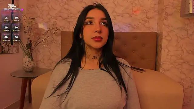 Snapshot of Leiaa_ chatting on 12-30-24, 12:22 Leiaa online show from 12-30-24, 12:22