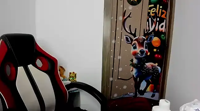 Snapshot of Sweet-Suck69 chatting on 01-28-25, 05:54 Sweet-Suck69 online show from 01-28-25, 05:54