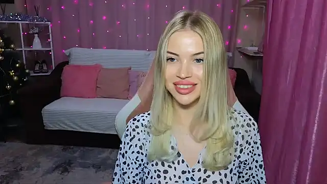 EmmyMills online show from 12-05-24, 06:44